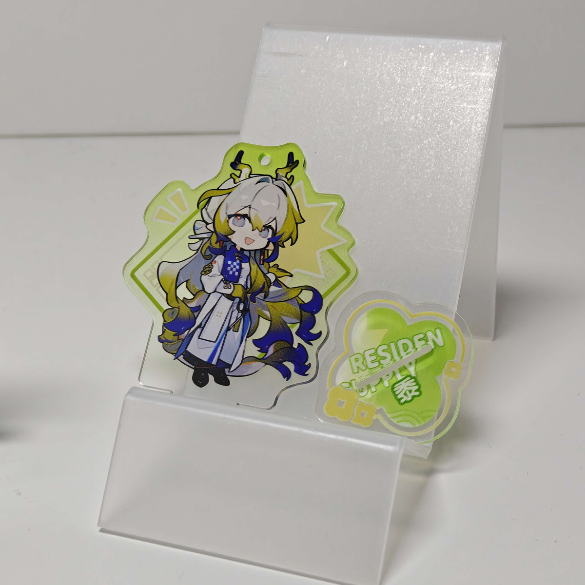 Fanmade Arknights x LAWSON Acrylic Standee Keychain Featuring Shu Mini